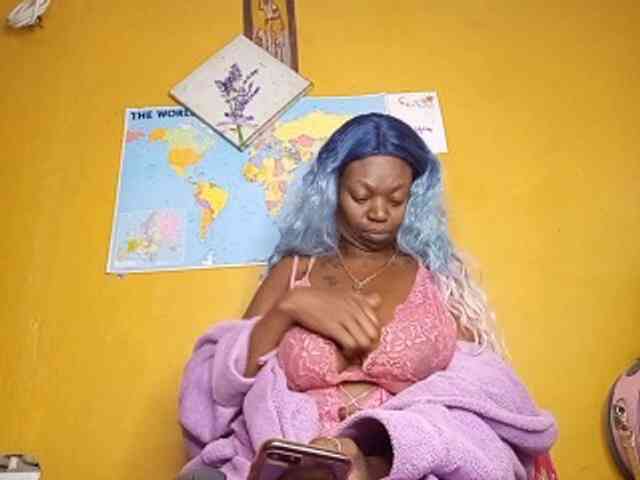 InstaG_TittyMonroe webcam