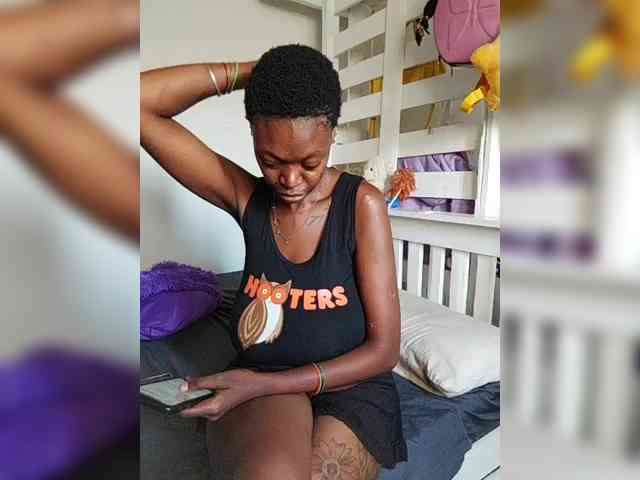 InstaG_TittyMonroe webcam