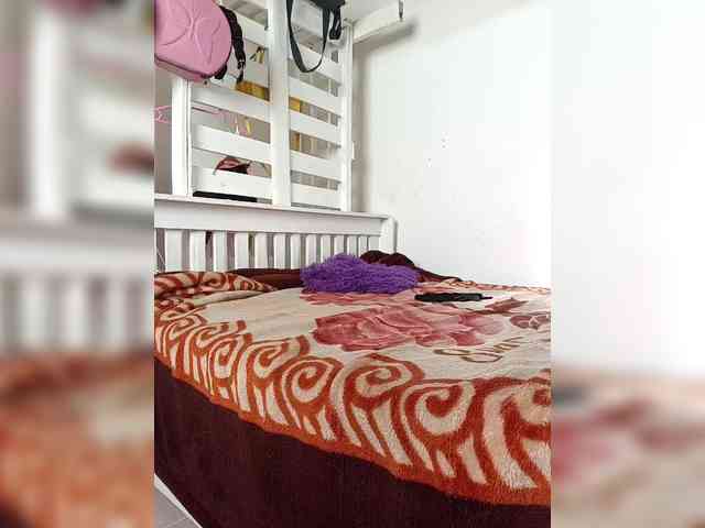 InstaG_TittyMonroe webcam