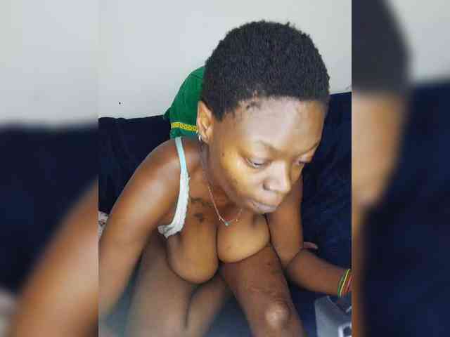 InstaG_TittyMonroe webcam