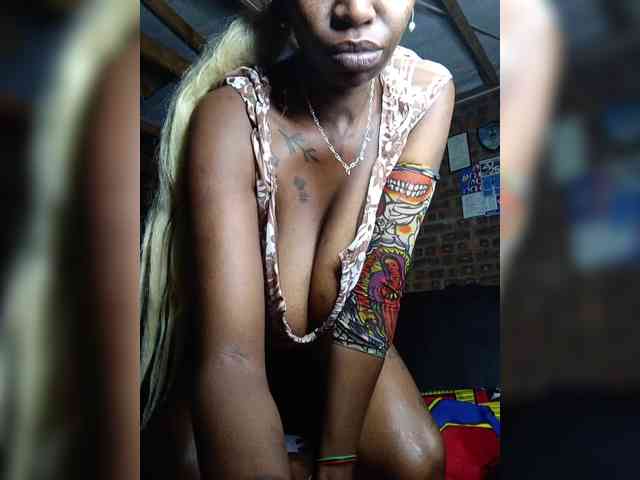 InstaG_TittyMonroe webcam