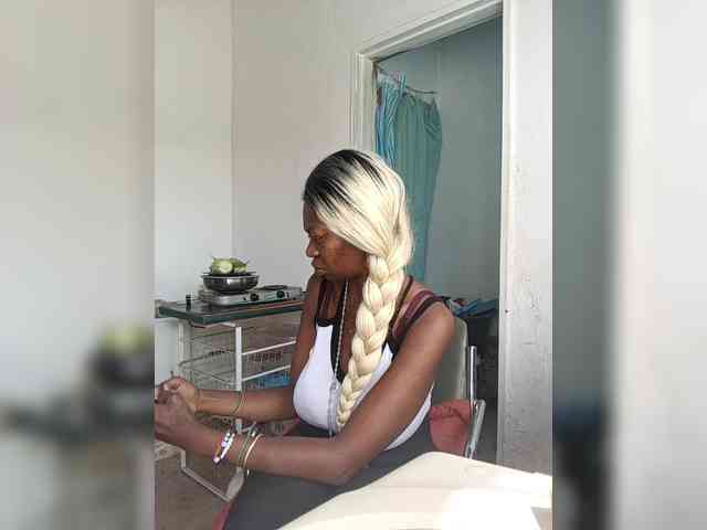 InstaG_TittyMonroe webcam