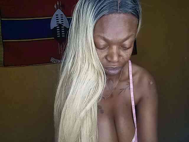InstaG_TittyMonroe webcam