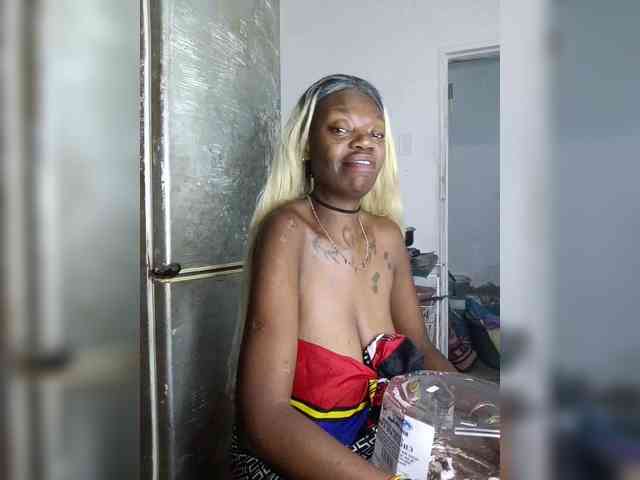 InstaG_TittyMonroe webcam