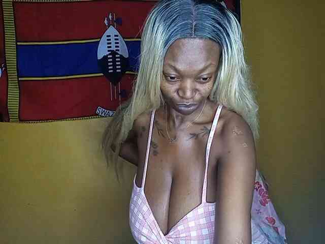InstaG_TittyMonroe webcam