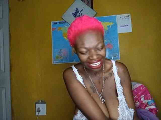 InstaG_TittyMonroe webcam