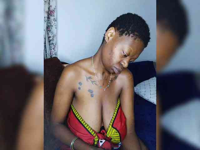 InstaG_TittyMonroe webcam