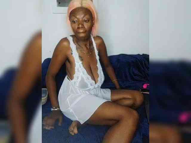 CleavageKING CleavageKING