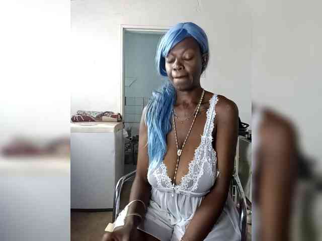 InstaG_TittyMonroe webcam