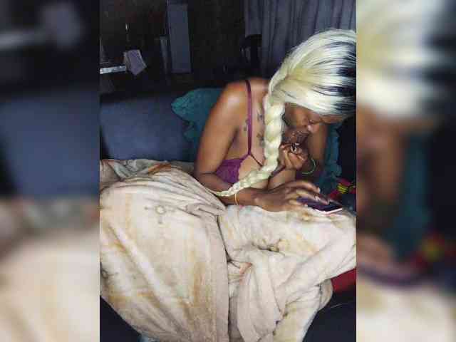 InstaG_TittyMonroe webcam