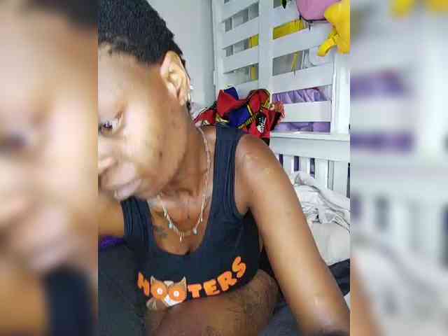 InstaG_TittyMonroe webcam