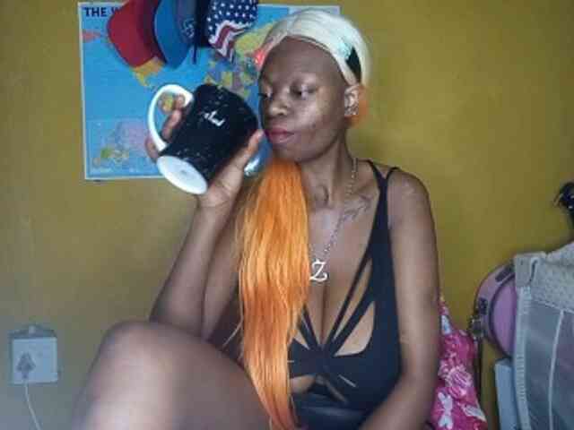 InstaG_TittyMonroe webcam