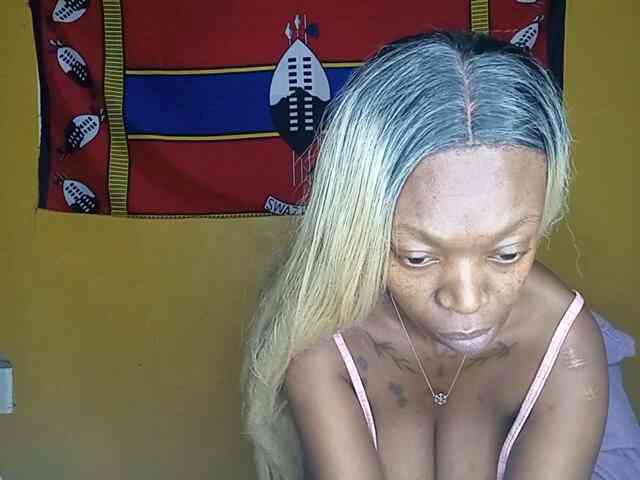 InstaG_TittyMonroe webcam