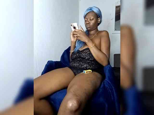 InstaG_TittyMonroe webcam