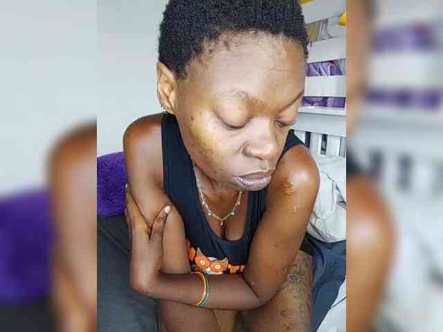 InstaG_TittyMonroe webcam