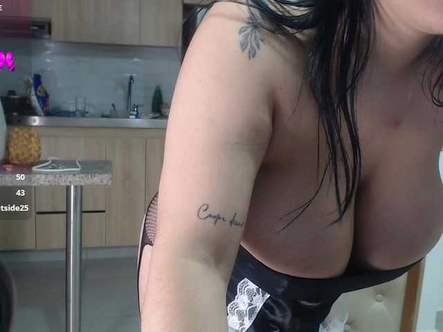 bigboobsrose1 webcam