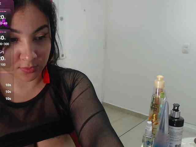 bigboobsrose1 webcam