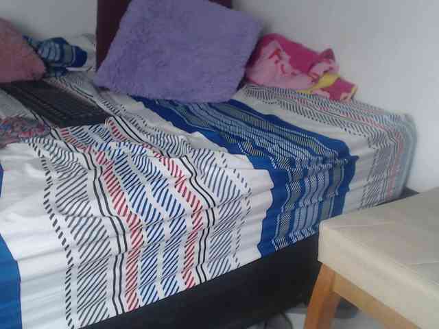 bigboobsrose1 webcam