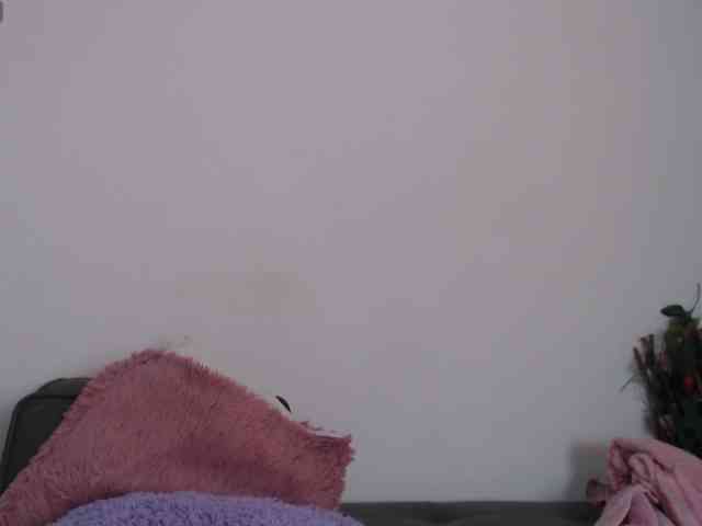 bigboobsrose1 webcam