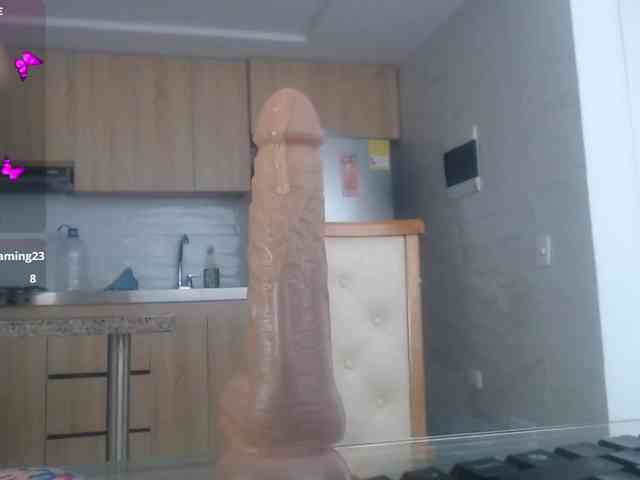 bigboobsrose1 webcam