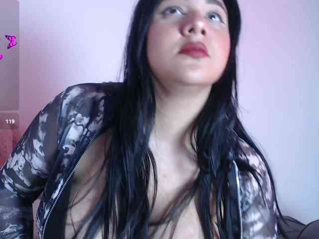 bigboobsrose1 webcam