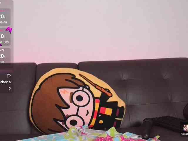 bigboobsrose1 webcam