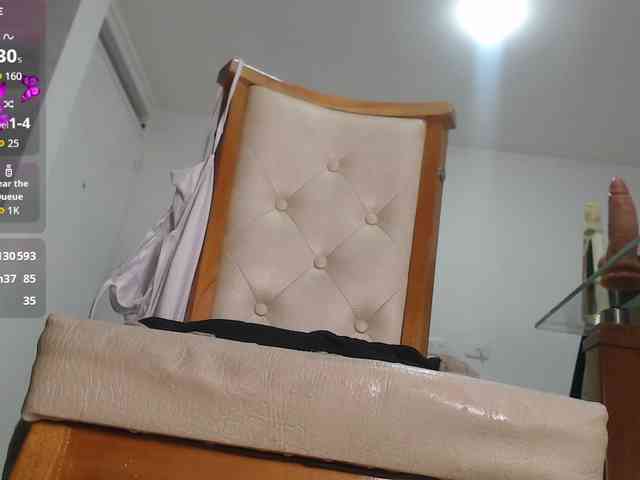 bigboobsrose1 webcam