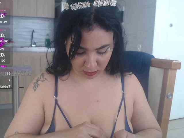 bigboobsrose1 webcam