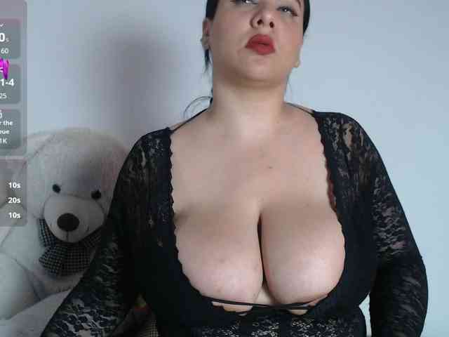 bigboobsrose1 webcam