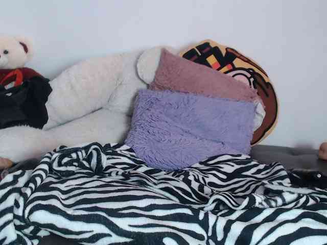 bigboobsrose1 webcam