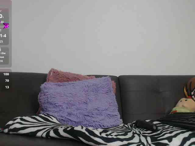 bigboobsrose1 webcam