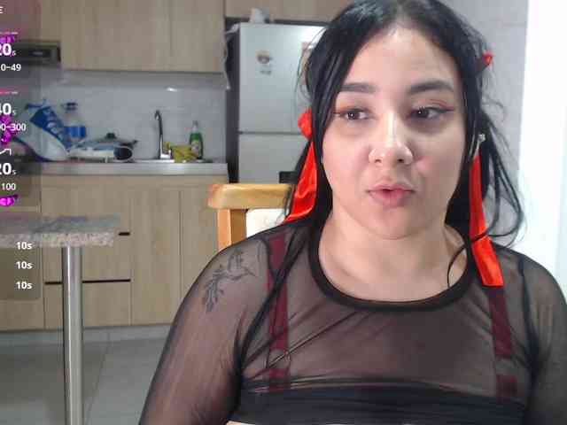 bigboobsrose1 webcam