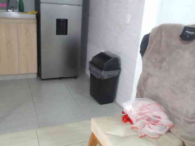 bigboobsrose1 webcam