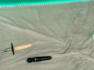 Emma-Donovani Porn Show