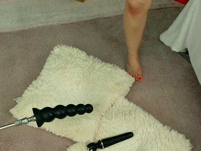 Emma-Donovani's BongaCams show and profile