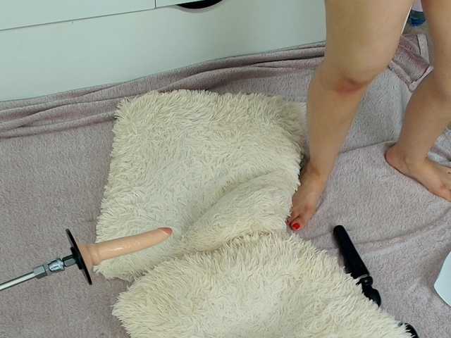 Emma-Donovani's BongaCams show and profile