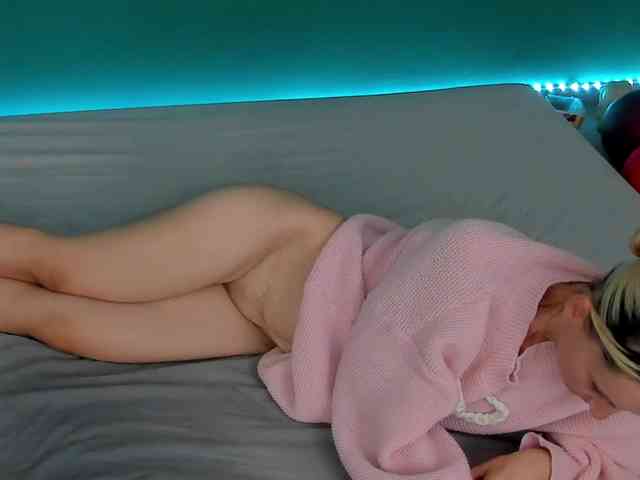 Emma-Donovani webcam
