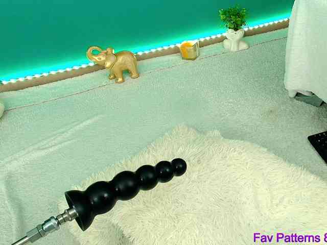 Emma-Donovani webcam