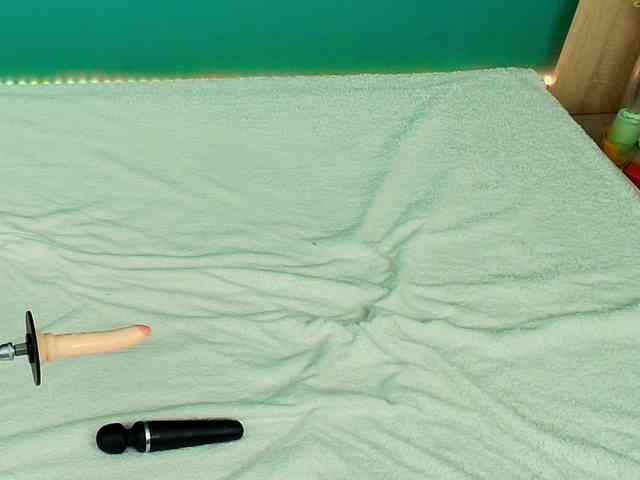 Emma-Donovani Emma-Donovani