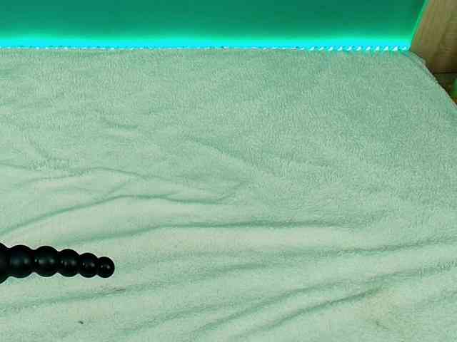 Emma-Donovani Emma-Donovani