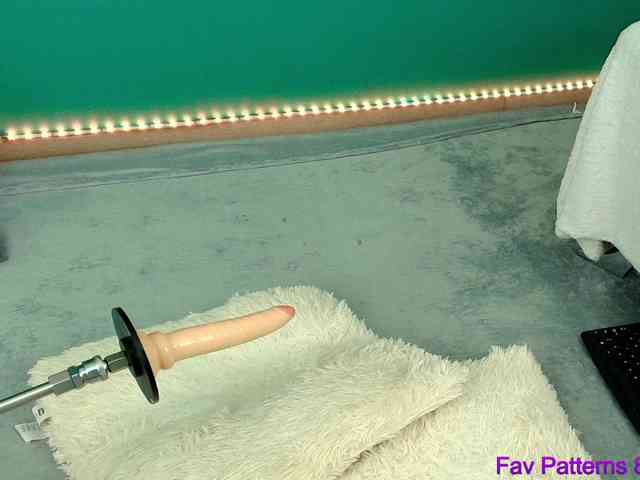 Emma-Donovani webcam