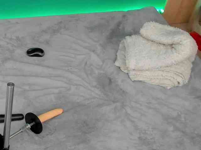 Emma-Donovani webcam