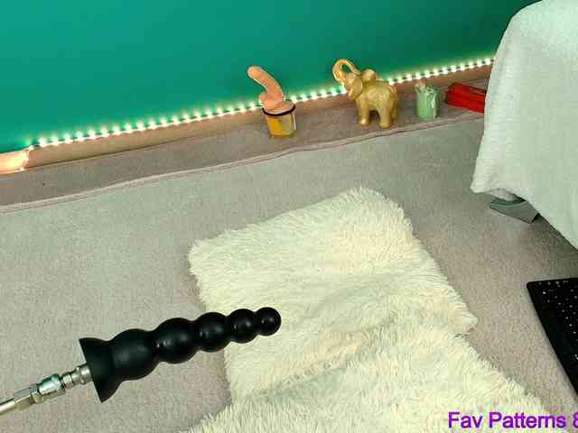 Emma-Donovani webcam