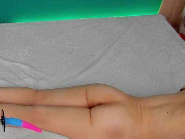 Emma-Donovani webcam