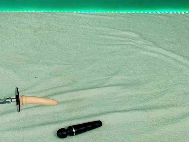 Emma-Donovani Emma-Donovani