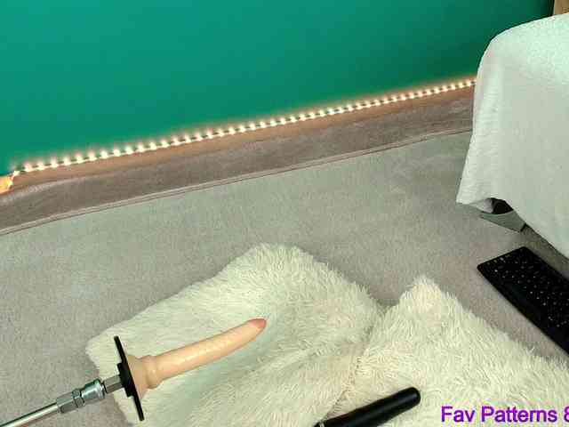 Emma-Donovani Live Webcam on BongaCams