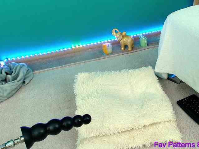 Emma-Donovani Live Webcam on BongaCams