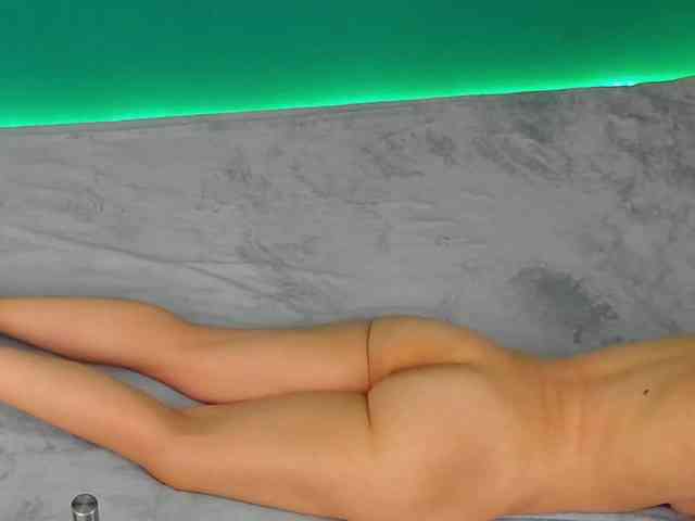 Emma-Donovani webcam