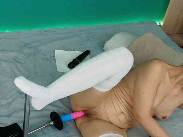 Emma-Donovani Emma-Donovani