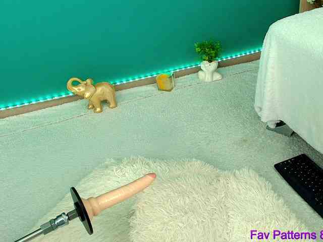 Emma-Donovani webcam